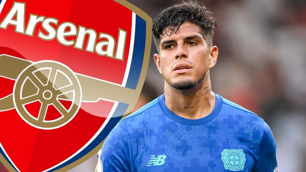 Arsenal cũng đã bước vào bàn đàm phán Piero Hincapie 
