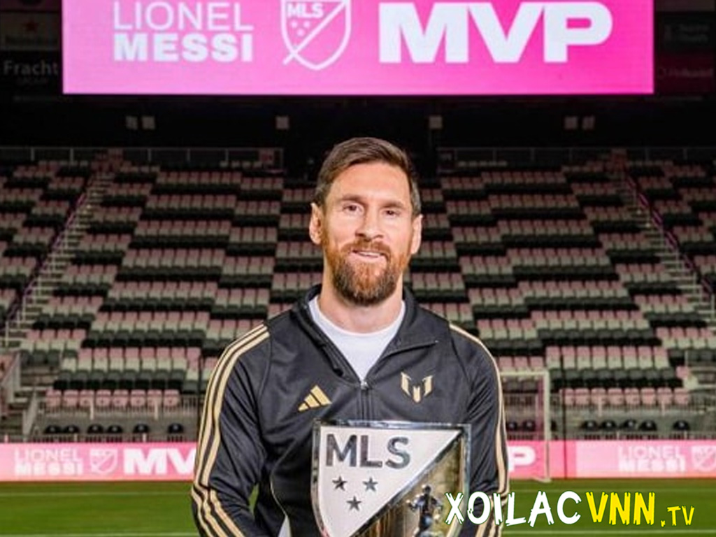 Lionel Messi – Từ thiên dài nhỏ bé đến huyền thoại bóng đá