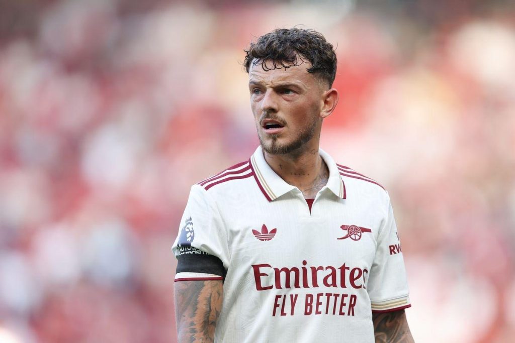 Ben White nhiều khả năng sẽ vắng mặt trong trận đấu tới đây