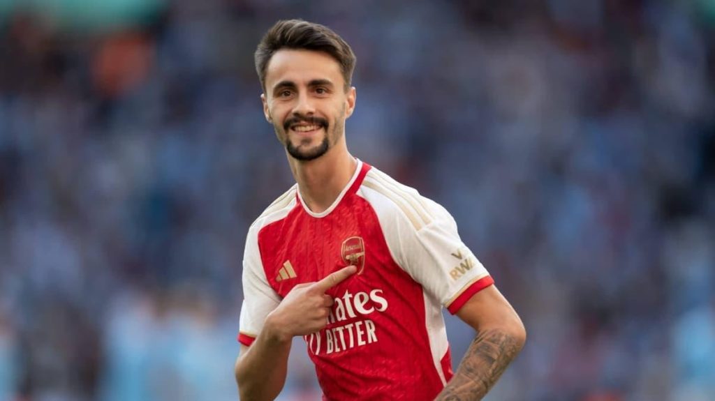 Fabio Vieira rời Arsenal để gia nhập Hamburg