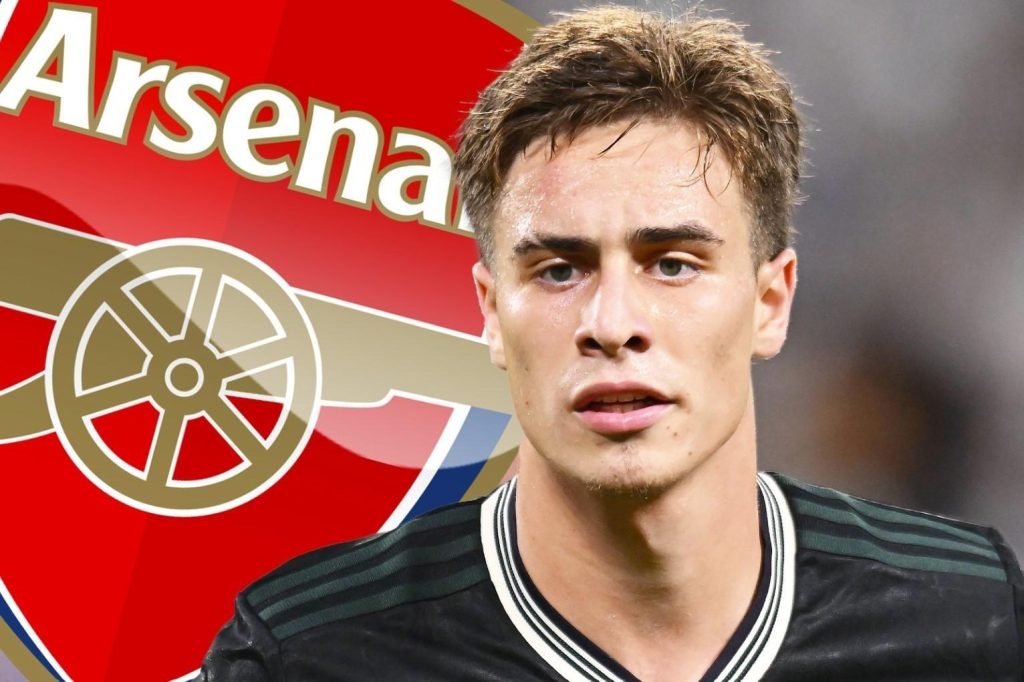 Arsenal đang hợp tác với Jorge Mendes để thảo luận về khả năng chiêu mộ Kenan Yildiz.